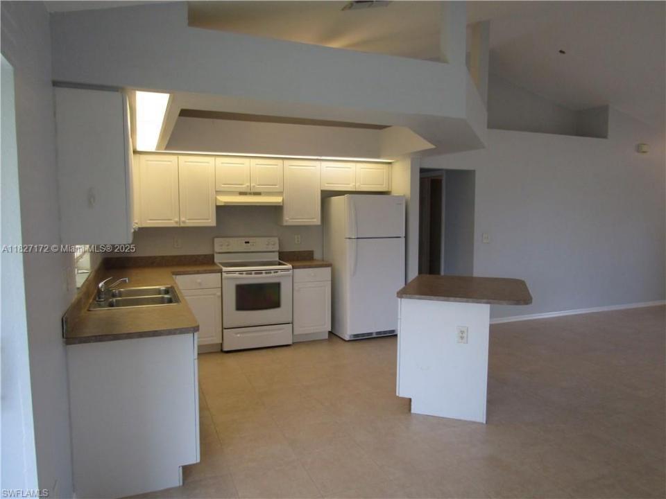 1529 SW 15 PL 0, Cape Coral, Floride 33991, États-Unis