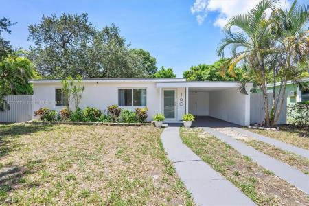 160 NW 121st St 0, North Miami, Florida 33168, USA