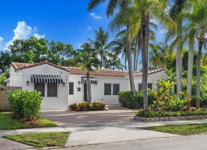 1617 Washington St, Hollywood, Florida 33020, USA