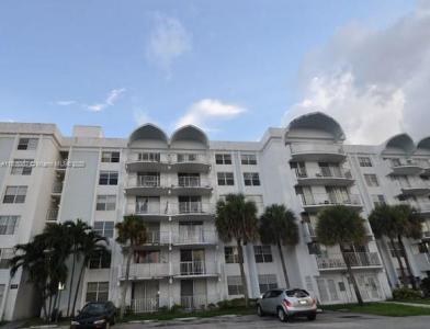488 NW 165th St Rd B-109, Miami, Florida 33169, USA