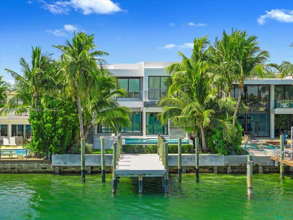 1311 Stillwater Dr, Miami Beach, Флорида 33141, Соединенные Штаты