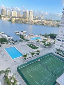 18071 Biscayne Blvd 802, Aventura, Florida 33160, USA