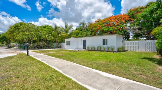 15459 Hayes Ln, Homestead, Florida 33033, USA