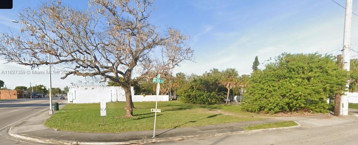 5807 NW 17th Ave, Miami, Floride 33142, États-Unis