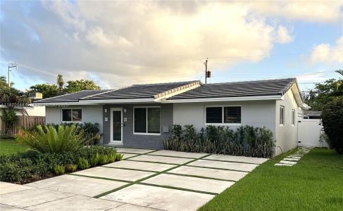 1321 Garfield St, Hollywood, Florida 33019, USA
