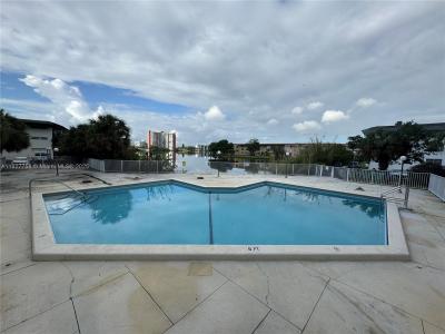 1398 NE 191st St C305, Miami, Florida 33179, USA