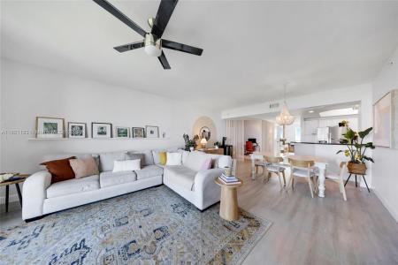 15051 Royal Oaks Ln 1901, North Miami, Florida 33181, USA
