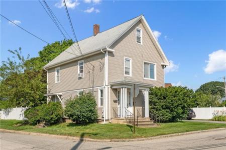 106 Pleasant Street, Cranston, Rhode Island 02910, Estados Unidos