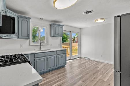 299 George Arden Avenue, Warwick, RI 02886, USA