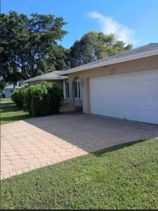 7101 NW 97th Ave, Tamarac, Florida 33321