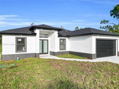 464 Redwing St, Lehigh Acres, Florida 33974, USA