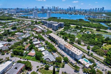 16851 NE 23rd Avenue A619, North Miami Beach, Florida 33160, USA