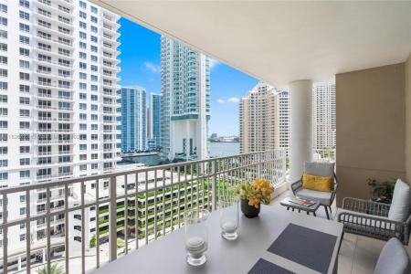 701 Brickell Key Blvd 1408, Miami, Florida 33131, USA
