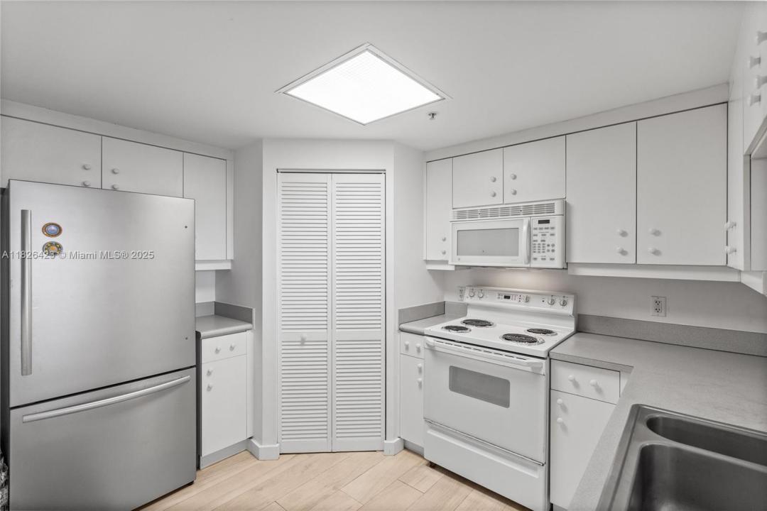 701 Brickell Key Blvd 1408, Miami, 佛罗里达州 33131, 美国