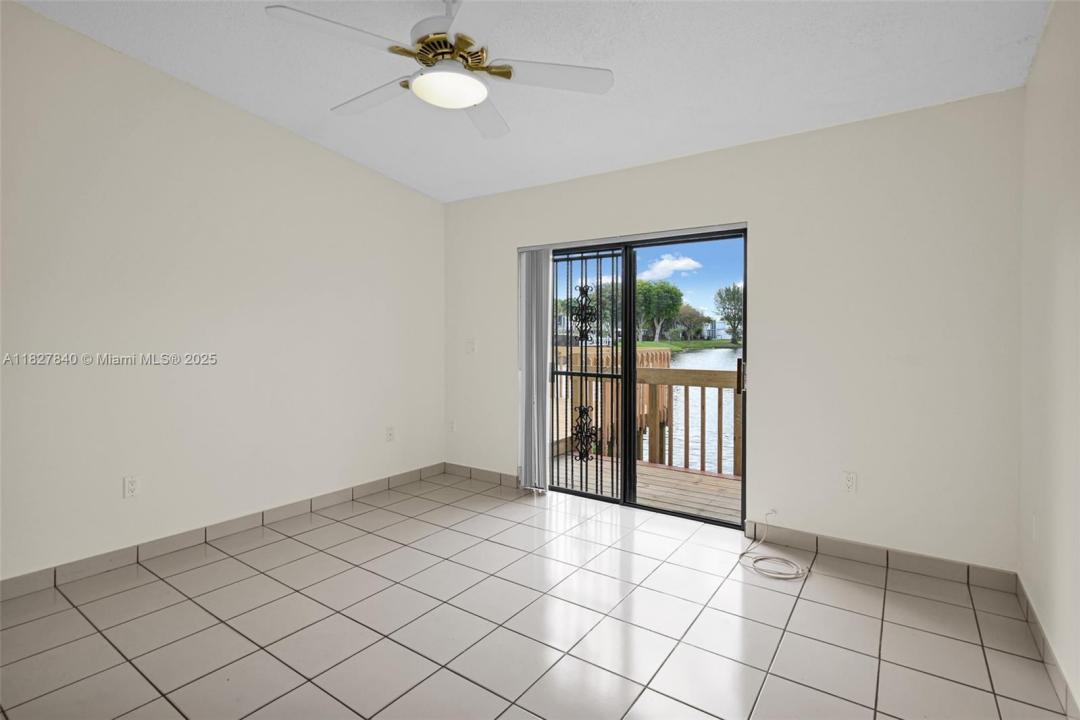 12213 SW 24th Ter 19, Miami, فلوريدا 33175, الولايات المتحدة