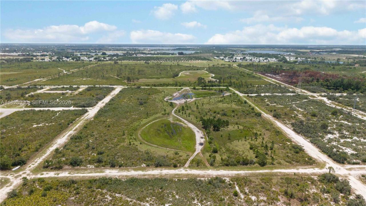 1203 Harrisburg Rd, Avon Park, Florida 33825, Stati Uniti