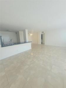 2025 NE 164th St 617, North Miami Beach, Florida 33162, USA