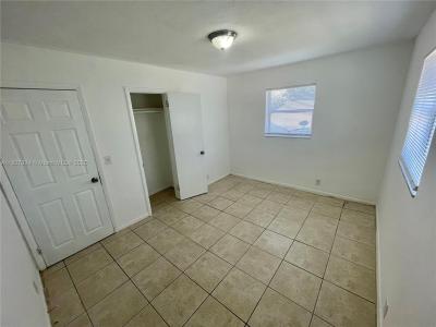 726 21st St 4, West Palm Beach, Florida 33407, USA