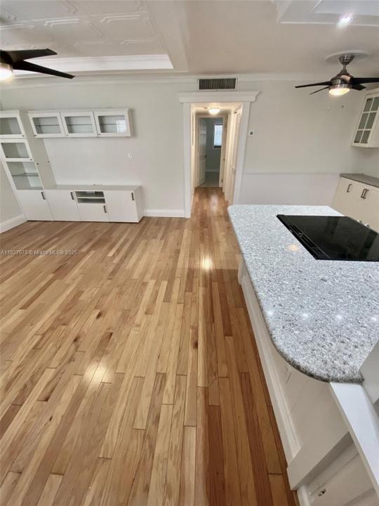 2860 NE 14th St Cswy 204D, Pompano Beach, פלורידה 33062, ארצות הברית של אמריקה 