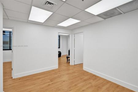 1110 Brickell Ave 204A&B, Miami, Florida 33131, USA