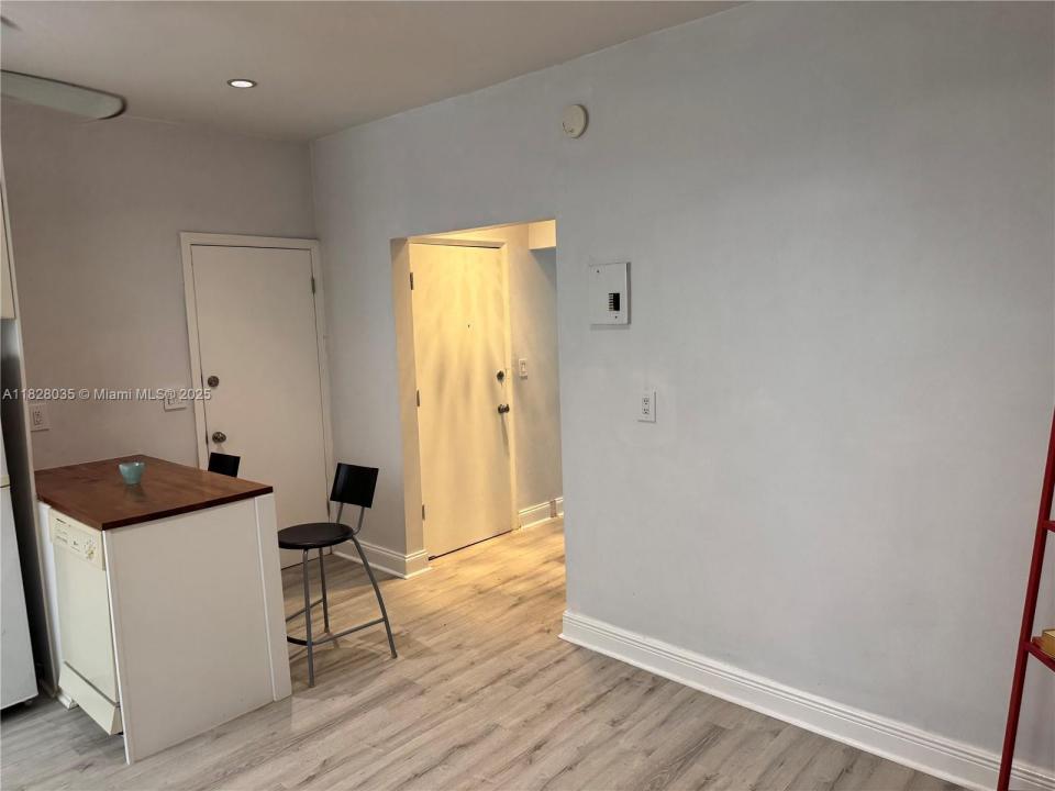 637 12th St 6, Miami Beach, 佛罗里达州 33139, 美国