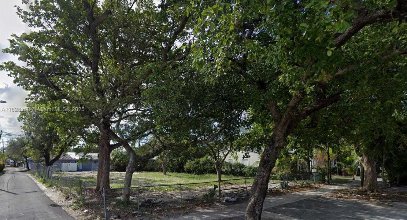 1812 Roosevelt St, Hollywood, Florida 33020