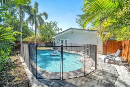 5720 Van Buren St 5720, Hollywood, Florida 33023, USA