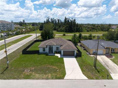 800 SW 2nd ST NA, Cape Coral, Florida 33991, USA