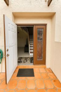 13341 SW 88th Ter C, Miami, Florida 33186, USA