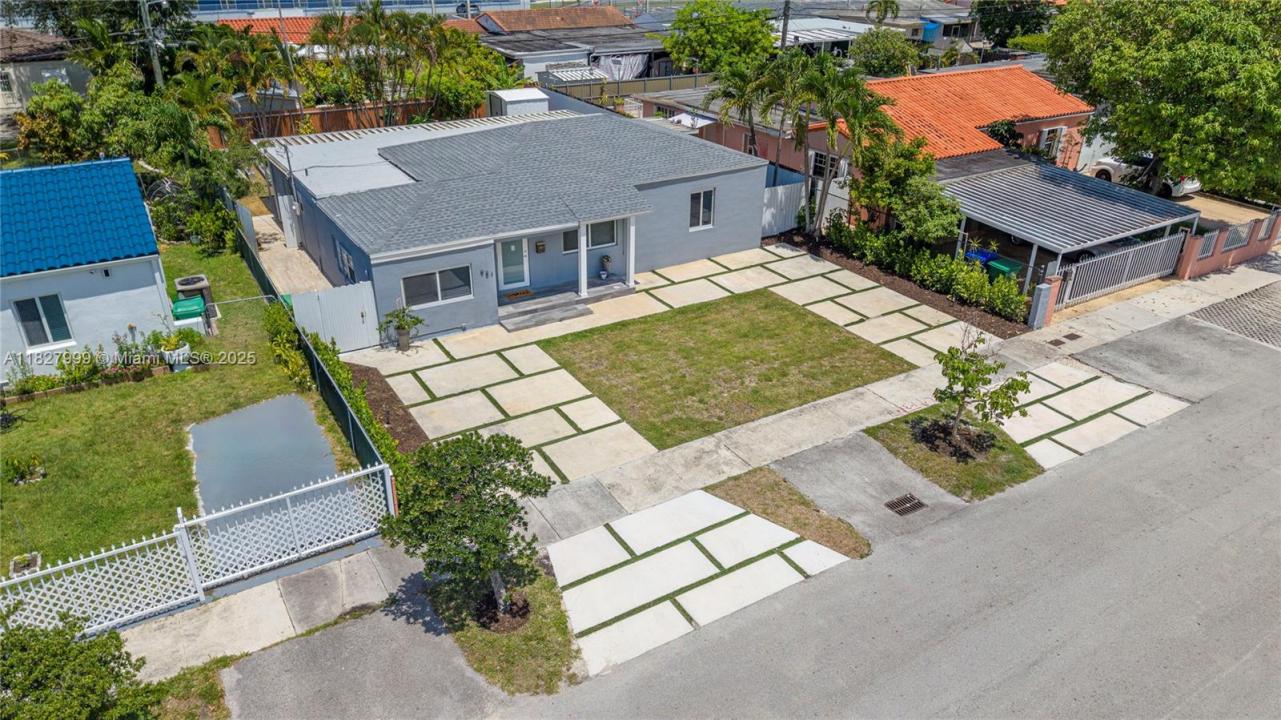 921 NW 30th Ct, Miami, Floride 33125, États-Unis