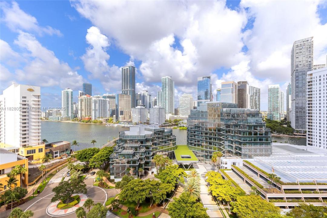 520 Brickell Key Dr A1817, Miami, Flórida 33131, Estados Unidos