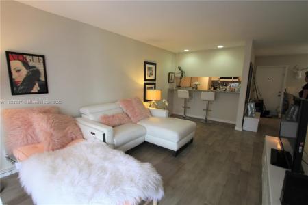 825 NW 13th St 1110, Boca Raton, Florida 33486, USA