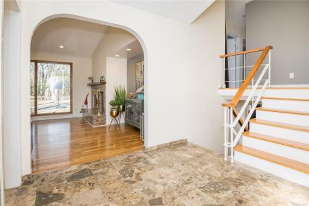 119 Hicks Lane, North Hempstead, Нью-Йорк 11024, Соединенные Штаты