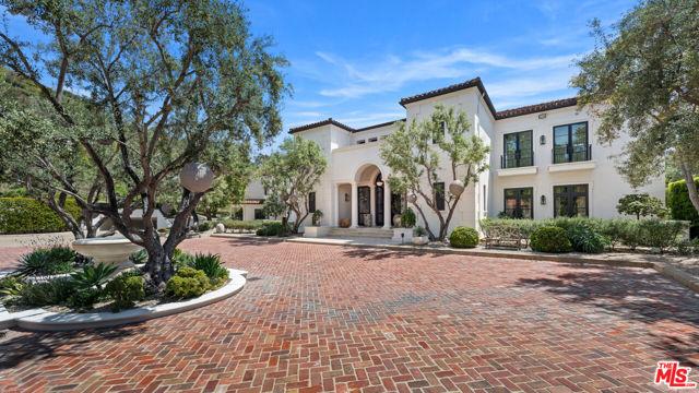 Kip Drive, Beverly Hills, California 90210