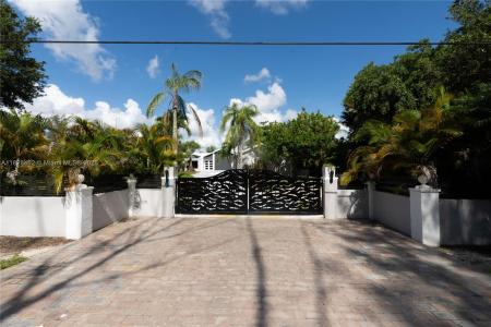 6297 NW 69th Way, Parkland, Florida 33067, USA