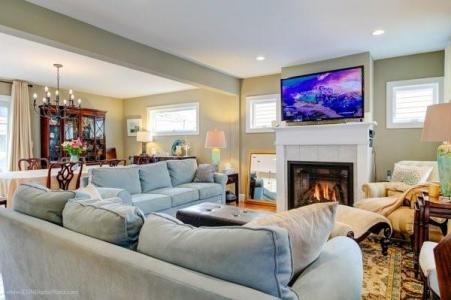 7 Dean Avenue, Newport, 罗得岛 02840, 美国