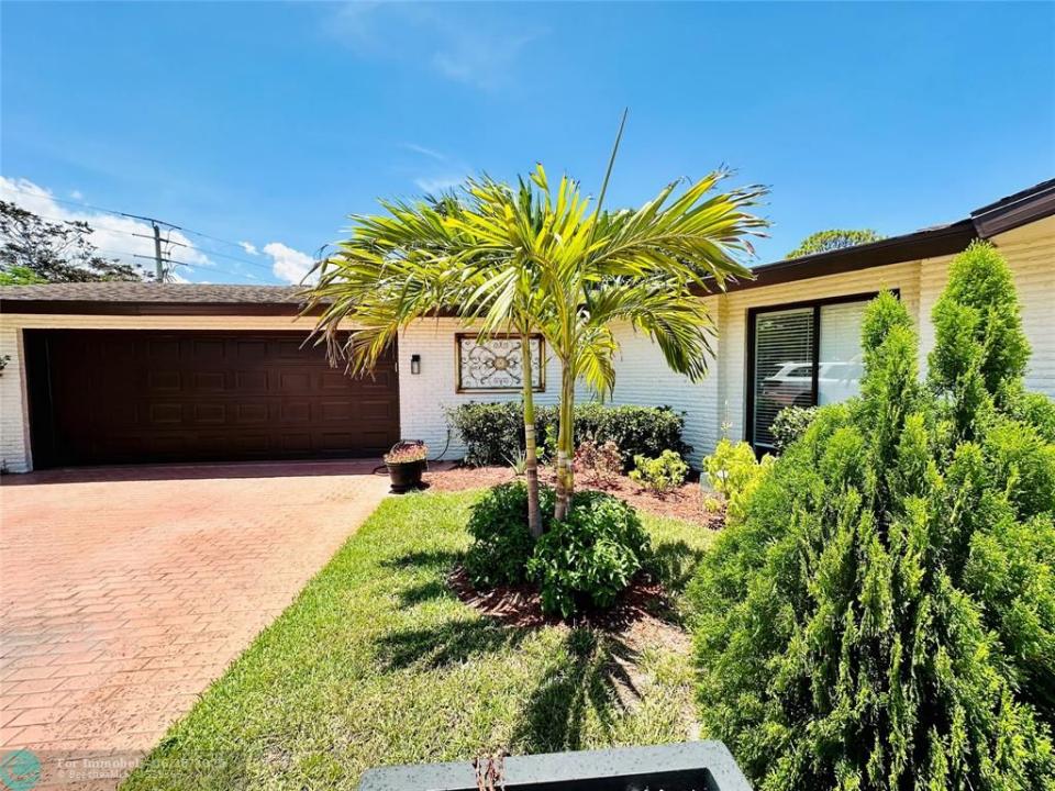 1701 SE Canora Rd, Port St Lucie, Florida 34952