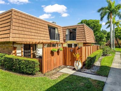 9109 C SW 20th St, Davie, Florida 33324, USA