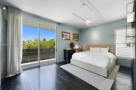 1700 Meridian Ave 304, Miami Beach, Florida 33139, USA