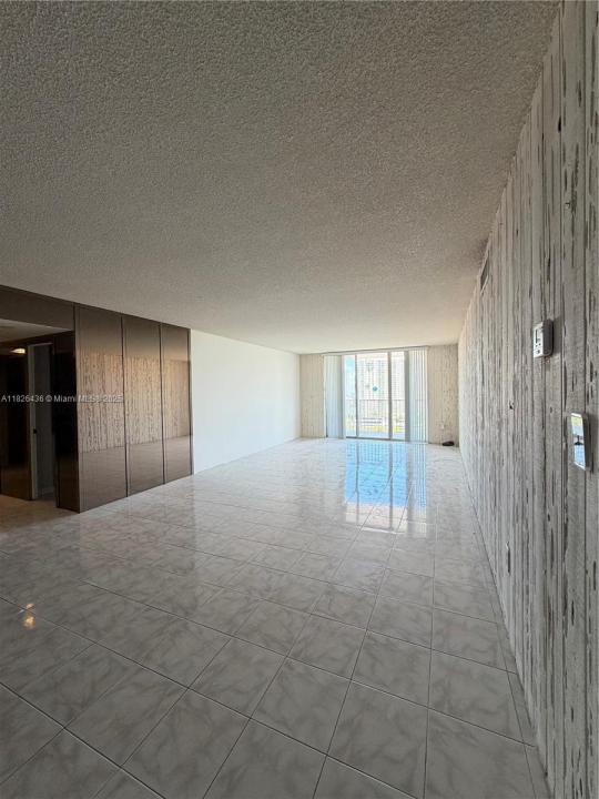 2851 NE 183rd St 1903E-1905E, Aventura, Florida 33160