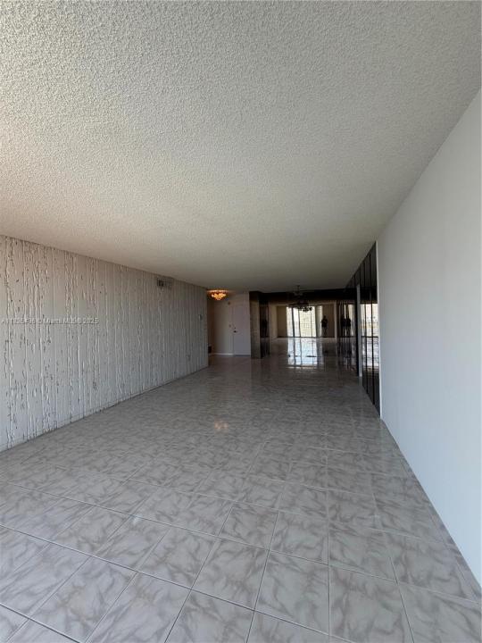 2851 NE 183rd St 1903E-1905E, Aventura, Florida 33160