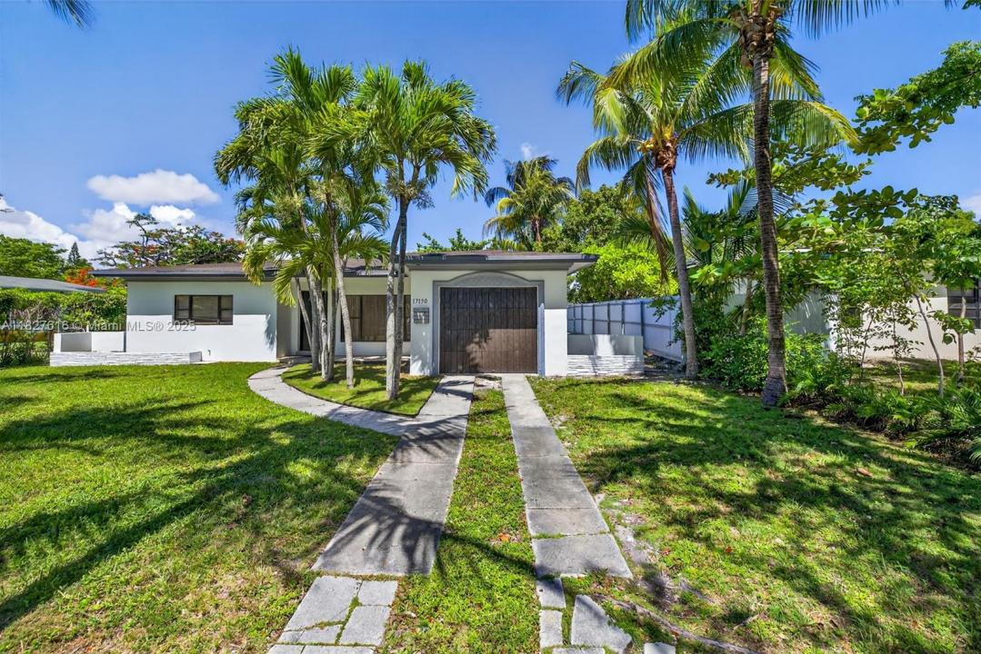 17150 NE 18th Ave 17150, North Miami Beach, Florida 33162, Stati Uniti