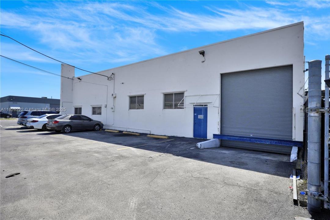 300 E 10th Ct, Hialeah, 플로리다 33010, 미국