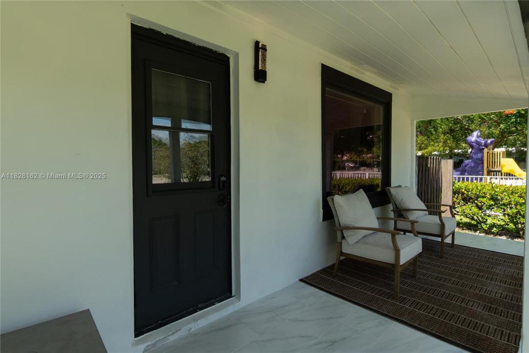 246 NE 13th St, Delray Beach, Florida 33444
