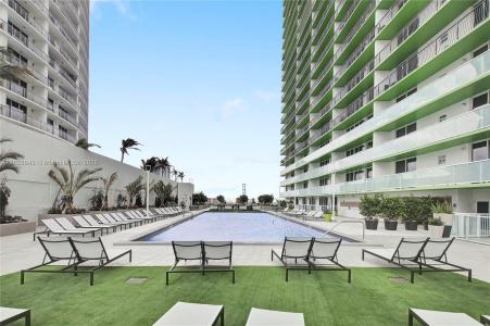 1756 N Bayshore Dr 38F, Miami, Florida 33132, USA