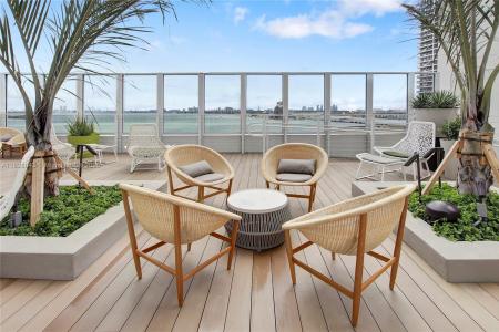 1756 N Bayshore Dr 38F, Miami, Florida 33132, USA