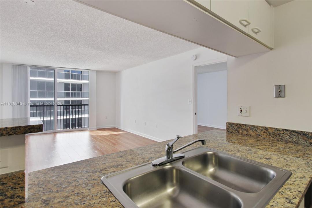 1756 N Bayshore Dr 38F, Miami, 佛罗里达州 33132, 美国