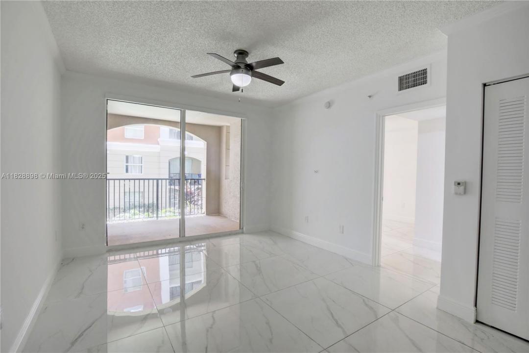 17100 N Bay Rd 1210, Sunny Isles Beach, Флорида 33160, Соединенные Штаты