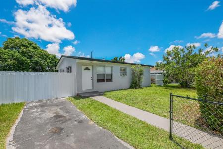 14971 Polk St, Miami, Florida 33176, USA