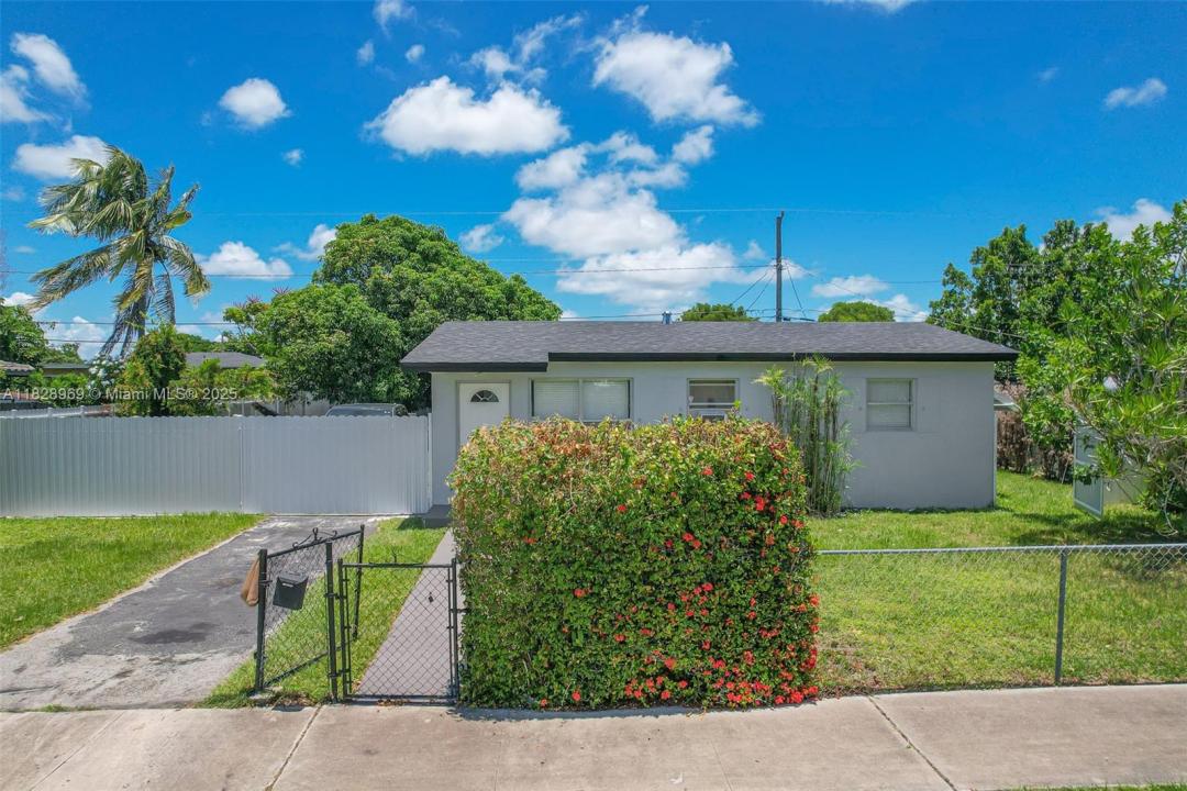 14971 Polk St, Miami, 佛羅里達州 33176, 美國